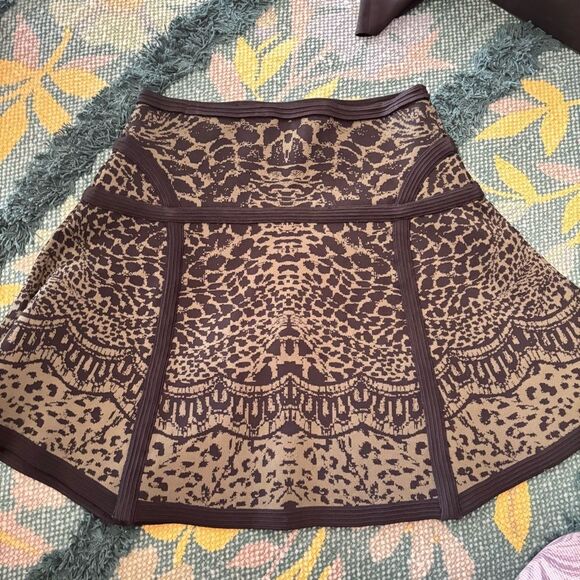 Diane Von Furstenberg Flote Reptile Print Jacquard Knit Olive Mini Flare Skirt S - Picture 2 of 6